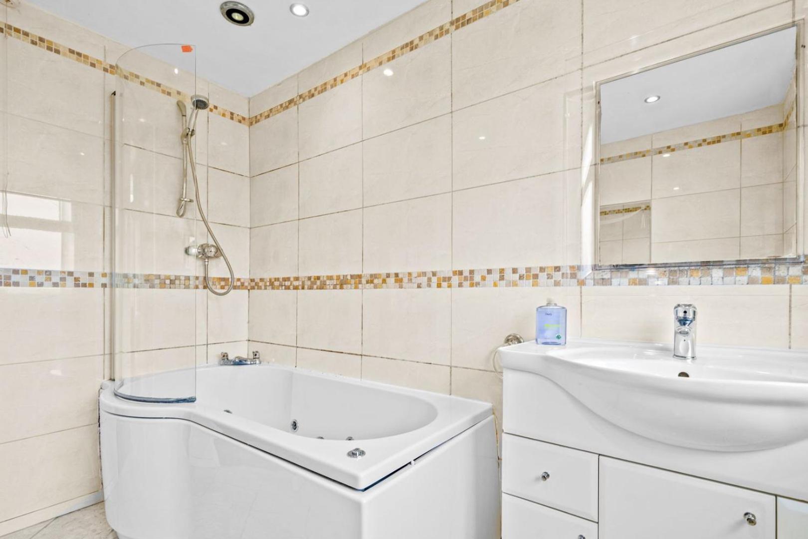 Spacious 5 Bedroom House Nottingham Esterno foto