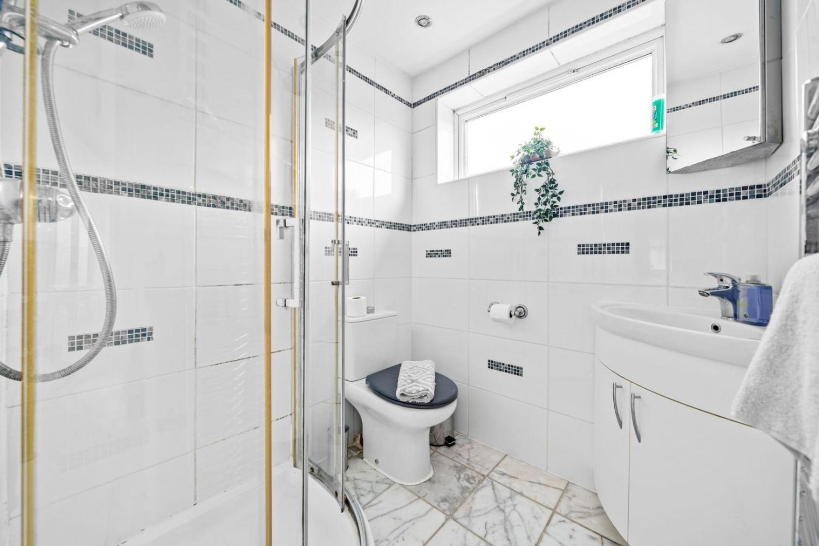 Spacious 5 Bedroom House Nottingham Esterno foto